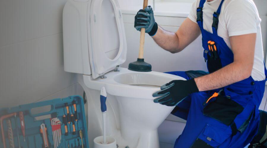 Local expert plumbing services in Valier, IL
